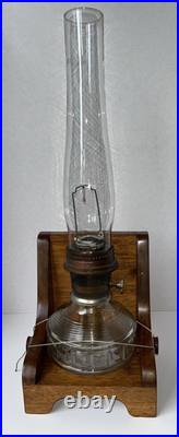1930s Aladdin Kerosene Oil Lamp withColonial Squares all original parts & Globe