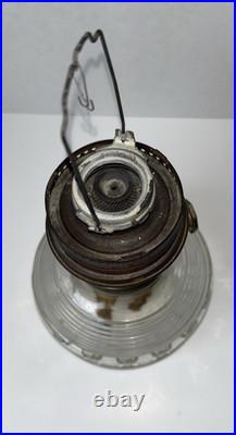 1930s Aladdin Kerosene Oil Lamp withColonial Squares all original parts & Globe