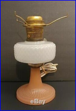1933 Antique Aladdin White Quilted Font Pink & White Moonstone Kerosene Oil Lamp