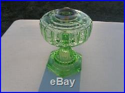 1934 ALADDIN #108 GREEN CATHEDRAL KEROSENE LAMP with GLASS SHADE NICE ONE! FREE