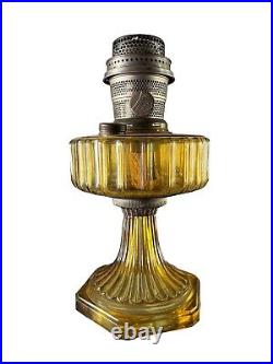 1934 Amber ALADDIN Oil Kerosene Lamp CATHEDRAL Nu-Type Model B Burner Chimney