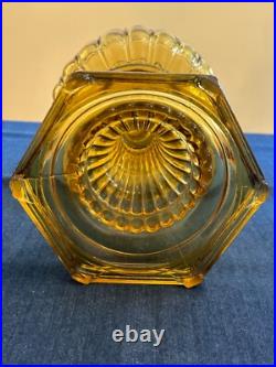 1934 Amber Crystal Model B Aladdin Cathedral Oil Lamp