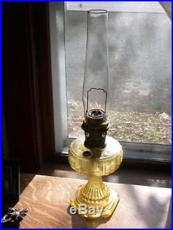 1934 VINTAGE ORIGINAL ALADDIN B FLESH COLORED OIL KEROSENE LAMP with EXTRA'S