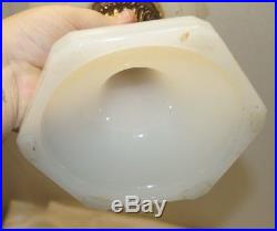 1935 36 Aladdin Alacite White Corinthian Kerosene Oil Table Lamp Needs Clean