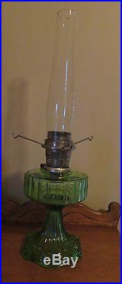 1935 Aladdin B-102 Green Beta Crystal Kerosene Mantle Lamp with shade