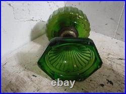 1935 Aladdin Corinthian Model B-102 Oil Lamp Green Glass Nice Condition