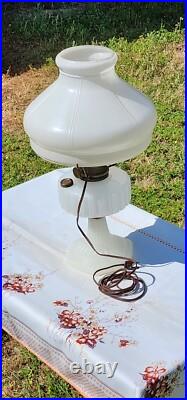 1936 Aladdin Model B Corinthian White Moonstone Table Lamp Electrified WORKS
