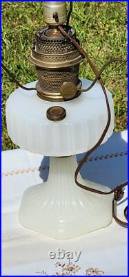 1936 Aladdin Model B Corinthian White Moonstone Table Lamp Electrified WORKS