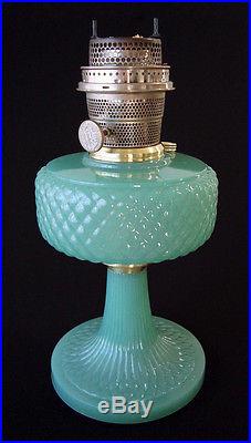 1937 ALADDIN B-86 MANTLE LAMP Diamond Quilt Blue-Green Moonstone Kerosene Oil