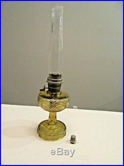 1940's ALADDIN AMBER WASHINGTON DRAPE Plain Stem Lamp Model B Burner 3 line Chim