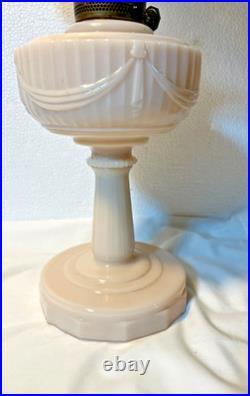 1940's Aladdin Alactite Pink #23 Burner with Shade Good Condition