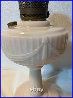 1940's Aladdin Alactite Pink #23 Burner with Shade Good Condition