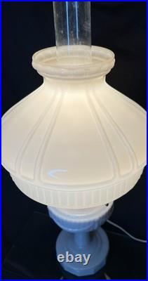 1940s ALADDIN Lincoln Drape ALACITE GLASS Oil LAMP/Champaign Glass Shade & Lox