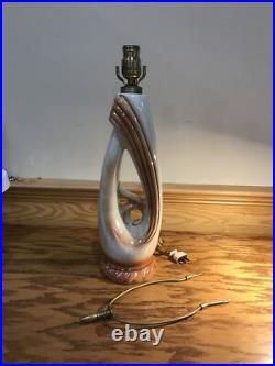1940s ALADDIN POTTERY TABLE PARLOR LAMP RETRO IRIDESCENT FOLIATE MOTIF 28