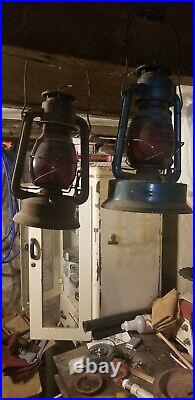 2 Antique Kerosene lanterns (JD0081)