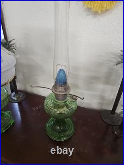 #5056 Vtg Aladdin Green Glass Oil Lamp Purple Violet Flower Shade. 24 X 12