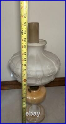 ALADDIN 1948-1953 SIMPLICITY B-27 ALACITE GOLD LUSTRE OIL LAMP With SHADE MODEL B
