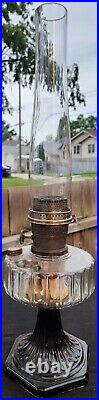 ALADDIN B-104 CORINTHIAN CLEAR FONT BLACK FOOT 1930s MODEL B BURNER & CHIMNEY