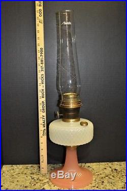 ALADDIN B-91 MOONSTONE WHITE & ROSE QUILT LAMP Type B Burner Lox On Chimney 1937