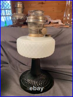ALADDIN Black & White Quilt pattern Table Lamp Model B-90 B Burner c1937