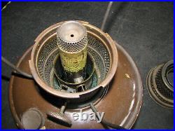 ALADDIN CABOOSE KEROSENE LAMP w WALL BRACKET Model B / Brass Font VTG RAILROAD