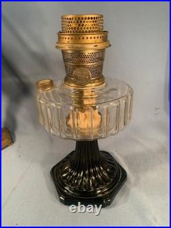 ALADDIN Clear Font Black Foot Corinthian Table Lamp Model B-104 B Burner c1935
