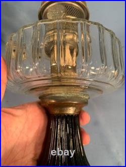 ALADDIN Clear Font Black Foot Corinthian Table Lamp Model B-104 B Burner c1935