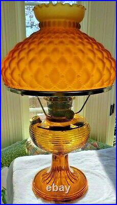 ALADDIN DARK AMBER BEEHIVE LAMP B-82D (1937-38) LAMP WithSATIN DIAMOND QUILT SHADE