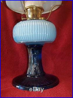 ALADDIN FENTON LIMITED BLUE WHITE OIL LAMP 309 / 500 RARE VERTIQUE
