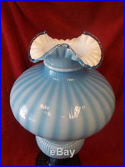 ALADDIN FENTON LIMITED BLUE WHITE OIL LAMP 309 / 500 RARE VERTIQUE