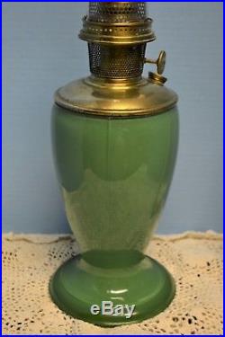ALADDIN GREEN OIL LAMP ALPHA ART GLASS VASE #1230A Model #12 Burner Chimney 1934