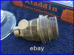 ALADDIN LAMP 1933 COLONIAL FONT & 601 SHADE MODEL B BURNER With BRASS ACCENTS