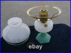 ALADDIN LAMP 1935-36 CORINTHIAN B-125 GREEN with WHITE FONT & SHADE BRASS ACCENTS