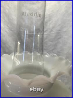 ALADDIN MANTLE LAMP CO. MODEL 12 KEROSENE LAMP- see description