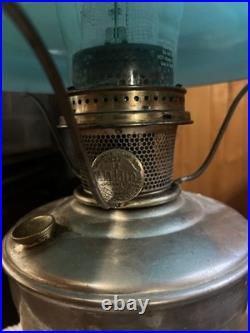 ALADDIN MANTLE LAMP CO. MODEL 12 KEROSENE LAMP- see description