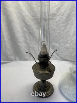 ALADDIN MANTLE LAMP CO. MODEL 12 KEROSENE LAMP- see description