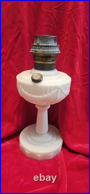 ALADDIN MODEL B Nu-Type Alacite Kerosene Lamp with Chimney