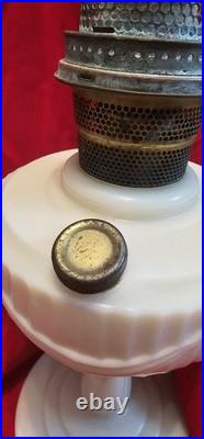 ALADDIN MODEL B Nu-Type Alacite Kerosene Lamp with Chimney