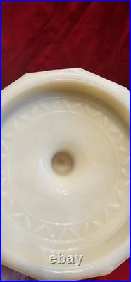 ALADDIN MODEL B Nu-Type Alacite Kerosene Lamp with Chimney