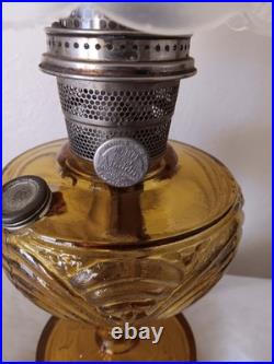ALADDIN Nu-Type Model-B AMBER WASHINGTON DRAPE Oil Lamp Vintage withGlass Chimney