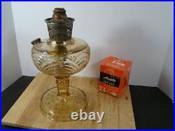 ALADDIN OIL LAMP MODEL B HONEY AMBER WASHINGTON DRAPE With Extra Aladdin Burner