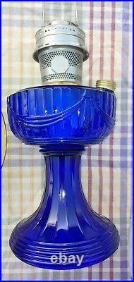 ALADDIN Oil LAMP LINCOLN DRAPE 1999 BLUE with SHADE Beautiful