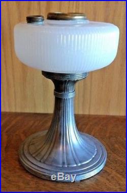 ALADDIN QUEEN WHITE MOONSTONE B-96 Scallop Bowl Silver Base Lamp kerosene oil
