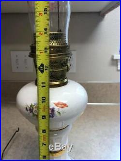 ALADDIN VICTORIA B25 POPPY CERAMIC CHINA OIL LAMP MODEL B withChimney Tripod 14