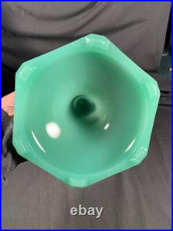 ALADDIN White & Green foot Corinthian Table Lamp Model B-125 B Burner c1935