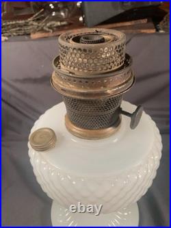 ALADDIN White Quilt Table Lamp Model B-85 B Burner c1937