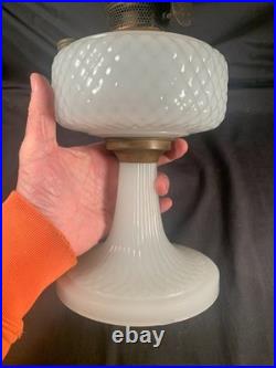 ALADDIN White Quilt Table Lamp Model B-85 B Burner c1937