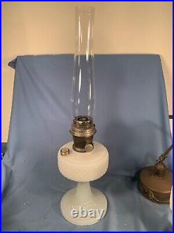 ALADDIN White Quilt pattern Table Lamp Model B-85 B Burner c1937