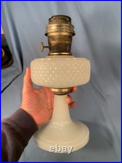 ALADDIN White Quilt pattern Table Lamp Model B-85 B Burner c1937