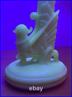 ALLADIN Ivory Alacite Lamp (Model G-234)